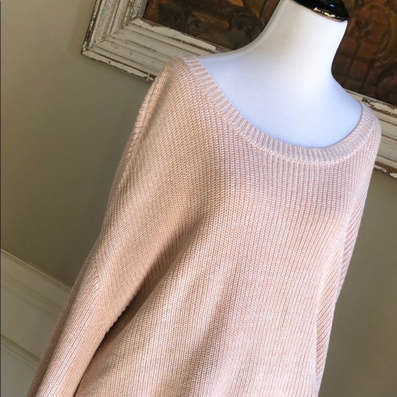 Super Cute Sleeve Detail Sweater Size M - Picture 3 of 4